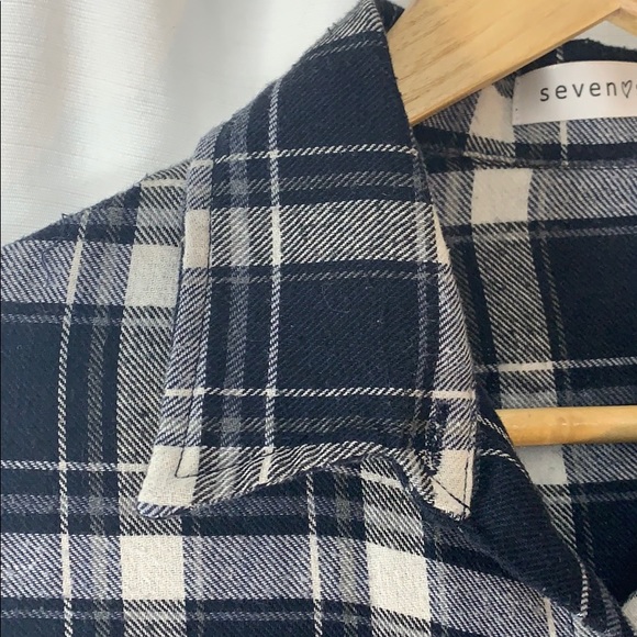 🧿 Button-Down Flannel Dress - Picture 6 of 6